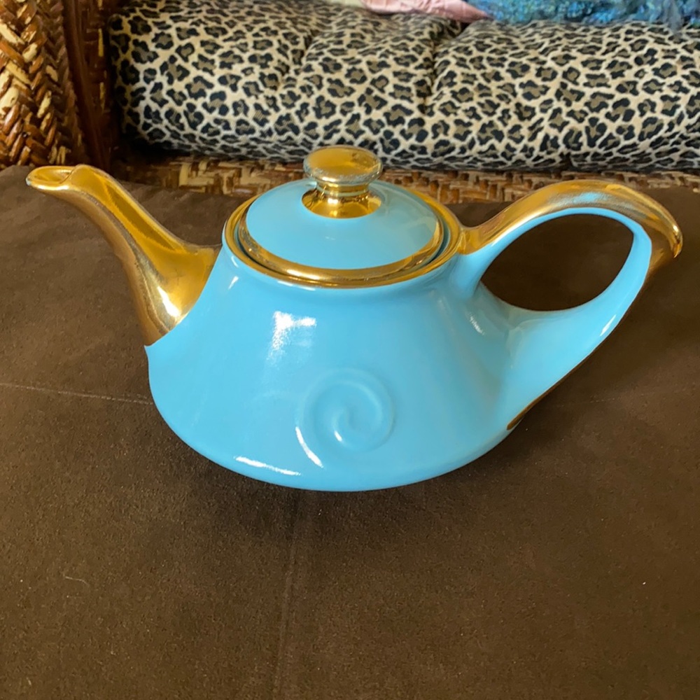 Vintage Tea Pot